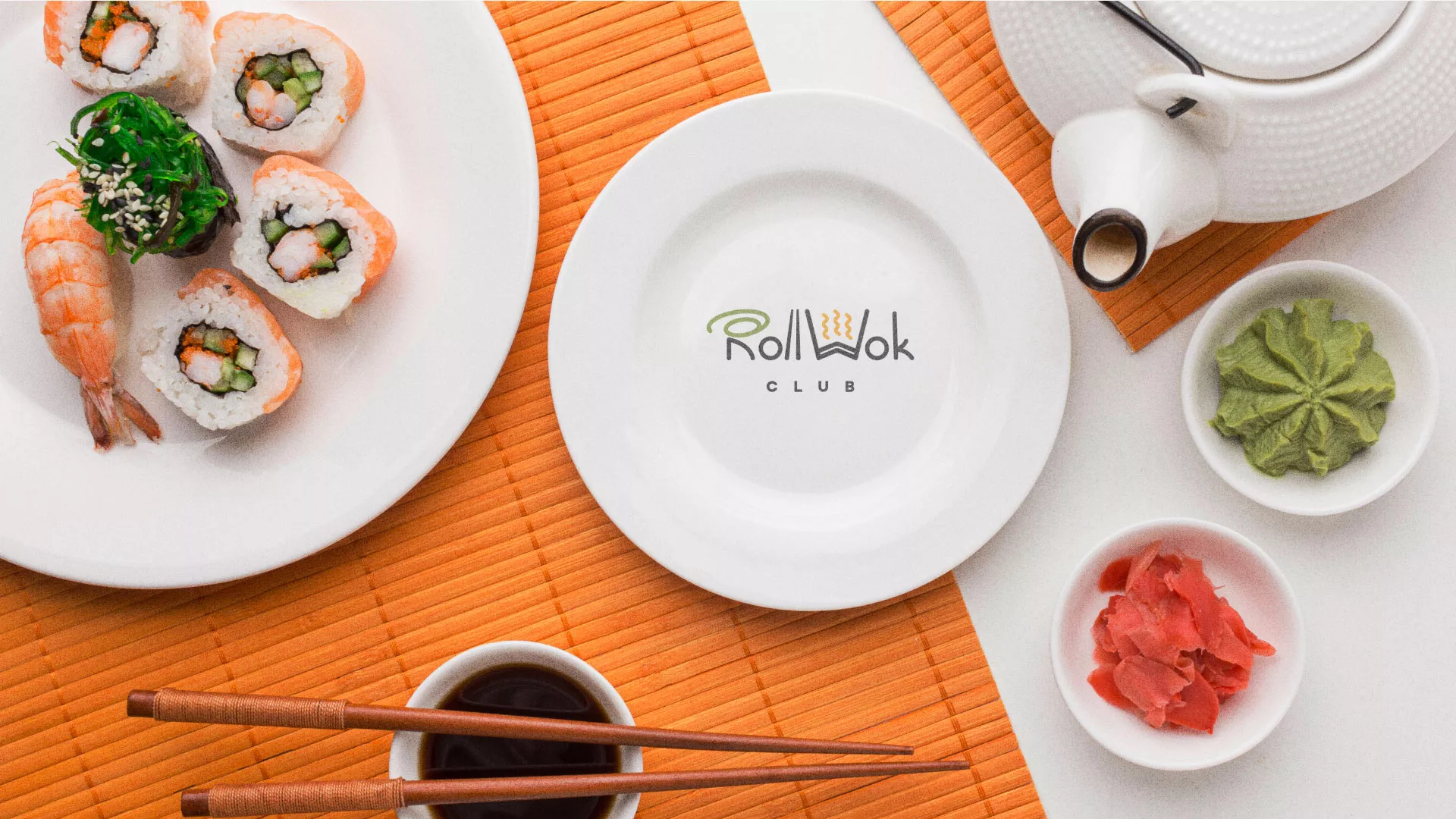 Разработка логотипа и фирменного стиля суши-бара «Roll Wok Club» в Белинском
